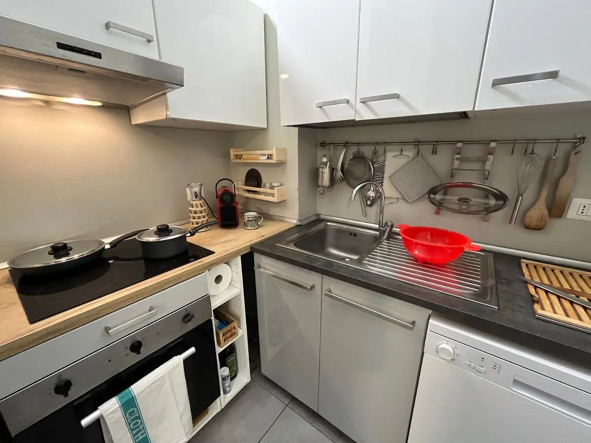 Giusti Flat - Next To Cimitero Monumentale Castello Sforzesco Apartment Milan